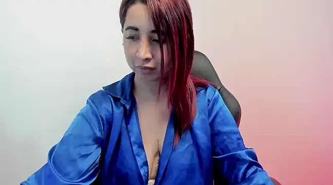 madelaine blosson online show from December 3, 2024, 12:16 pm