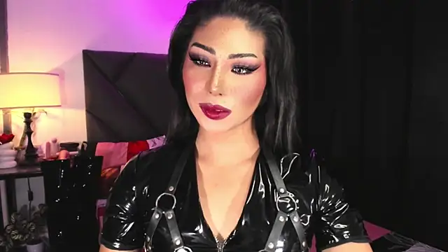 MaxxineMorenaTs online show from January 7, 2026, 8:33 pm