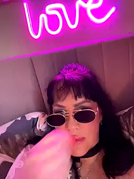 Lolaley2 online show from October 26, 2025, 6:08 am