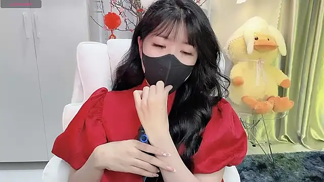 Mya Lee online show from January 25, 2025, 4:35 pm