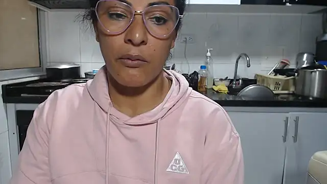 kateleyagrey online show from March 26, 2026, 7:19 pm