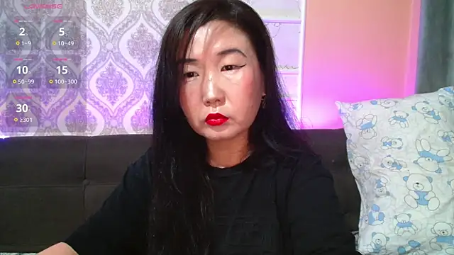 Snapshot of Bet_Lu chatting on February 28, 2025, 3:15 pm Bet Lu online show from February 28, 2025, 3:15 pm