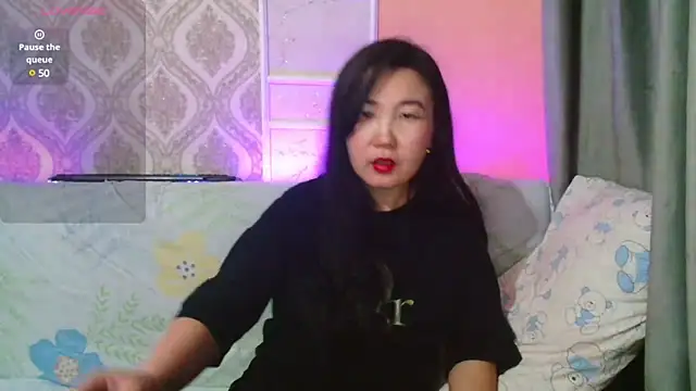 Snapshot of Bet_Lu chatting on March 14, 2025, 12:29 pm Bet Lu online show from March 14, 2025, 12:29 pm