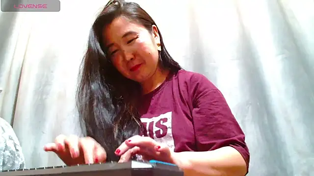 Snapshot of Bet_Lu chatting on March 21, 2025, 4:39 am Bet Lu online show from March 21, 2025, 4:39 am