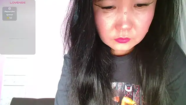 Snapshot of Bet_Lu chatting on October 12, 2025, 4:22 am Bet Lu online show from October 12, 2025, 4:22 am