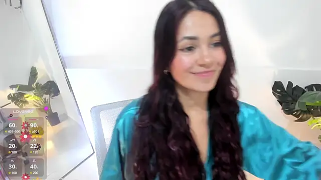 amalia ktel online show from February 4, 2025, 7:55 pm