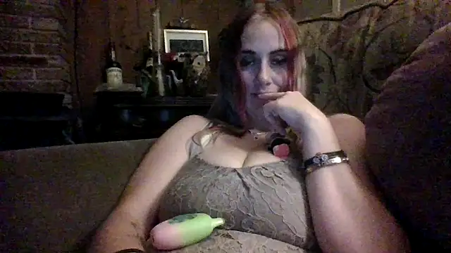 ClumsyLink online show from September 14, 2025, 1:21 pm