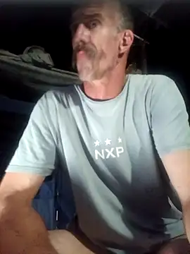 strollnrg069 online show from October 29, 2025, 5:25 pm