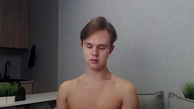 MartinMendez online show from November 10, 2025, 8:57 am