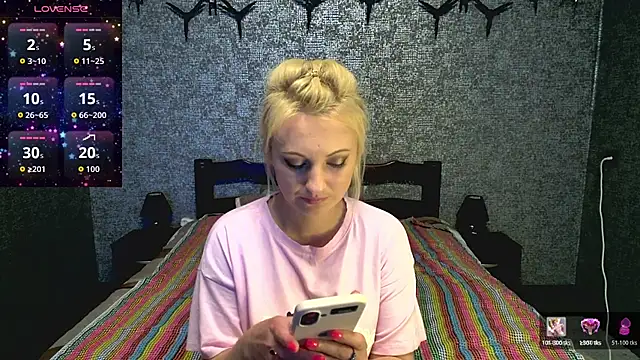 Snapshot of annagreeneyess chatting on May 17, 2026, 11:28 am annagreeneyess online show from May 17, 2026, 11:28 am