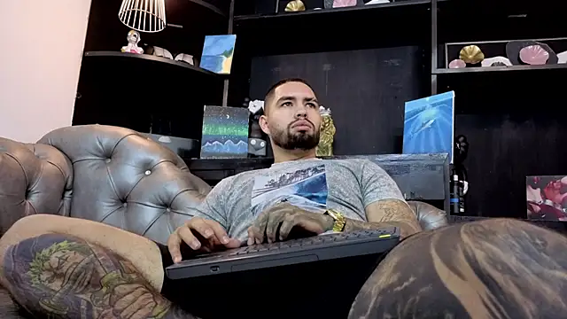 matteosantos online show from March 31, 2026, 11:43 am