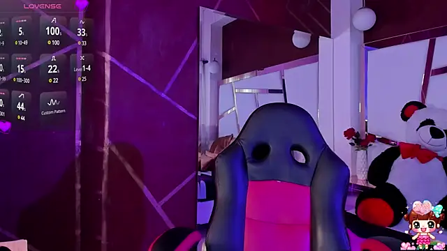 lucyycy online show from March 21, 2025, 7:55 am