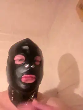 Papiercedbisex online show from April 4, 2026, 5:43 pm