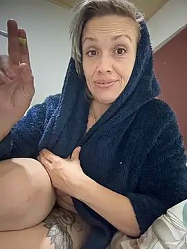 sexymarilyncolombia online show from March 25, 2026, 1:22 am