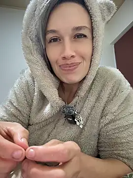 Snapshot of sexymarilyncolombia chatting on May 6, 2026, 4:30 am sexymarilyncolombia online show from May 6, 2026, 4:30 am