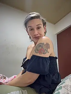 Snapshot of sexymarilyncolombia chatting on May 13, 2026, 12:52 am sexymarilyncolombia online show from May 13, 2026, 12:52 am