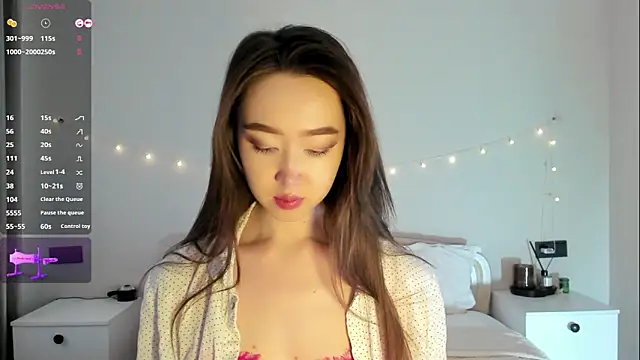 Snapshot of _luna_022 chatting on October 20, 2025, 4:35 am luna 022 online show from October 20, 2025, 4:35 am