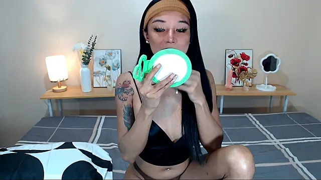 CheskaVenice5 online show from December 2, 2024, 7:25 am