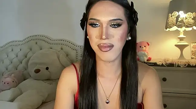 Snapshot of Ts_glamxxxx chatting on February 25, 2025, 4:57 am Ts glamxxxx online show from February 25, 2025, 4:57 am