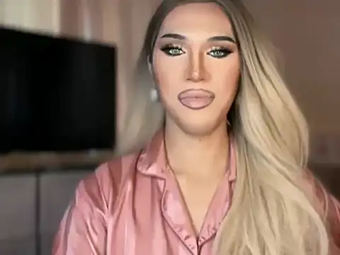 Ts glamxxxx online show from March 19, 2026, 2:37 am