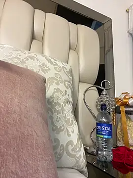 Snapshot of ALISSON_FOXXX1 chatting on March 1, 2025, 2:04 am ALISSON FOXXX1 online show from March 1, 2025, 2:04 am