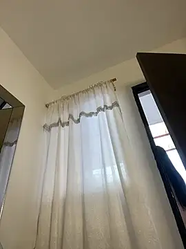 Snapshot of ALISSON_FOXXX1 chatting on March 9, 2025, 8:10 pm ALISSON FOXXX1 online show from March 9, 2025, 8:10 pm