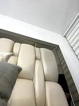 Snapshot of ALISSON_FOXXX1 chatting on September 27, 2025, 10:48 pm ALISSON FOXXX1 online show from September 27, 2025, 10:48 pm