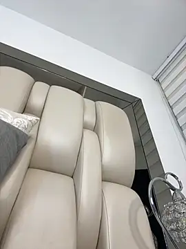 Snapshot of ALISSON_FOXXX1 chatting on October 15, 2025, 8:53 pm ALISSON FOXXX1 online show from October 15, 2025, 8:53 pm