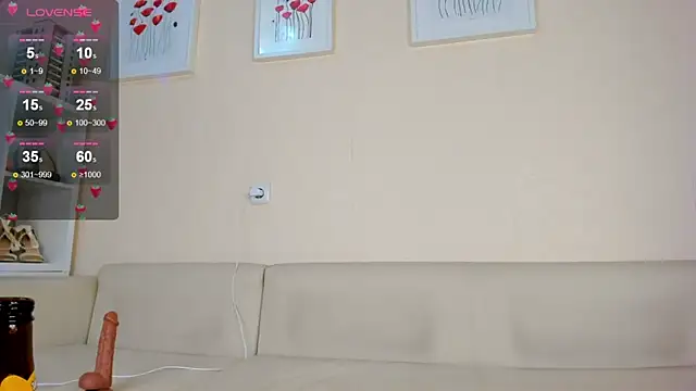 rosa mariposa  online show from January 18, 2025, 4:53 pm