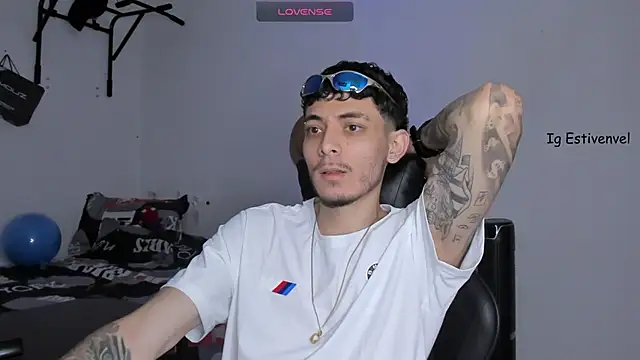 steve latin online show from October 23, 2025, 3:22 pm