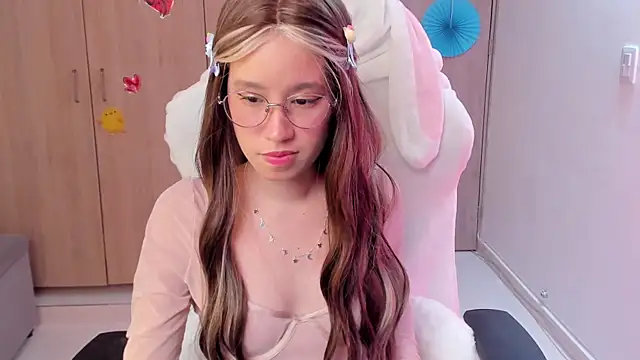 Anto herrera online show from September 12, 2025, 7:36 pm