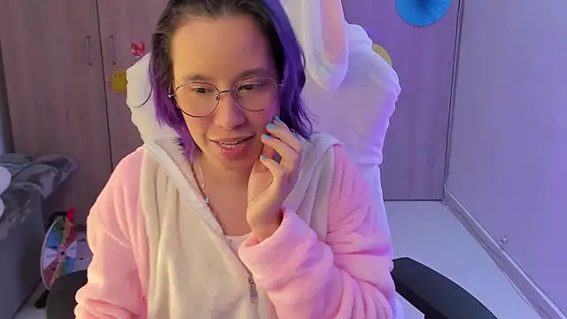 Anto herrera online show from October 7, 2025, 1:58 am