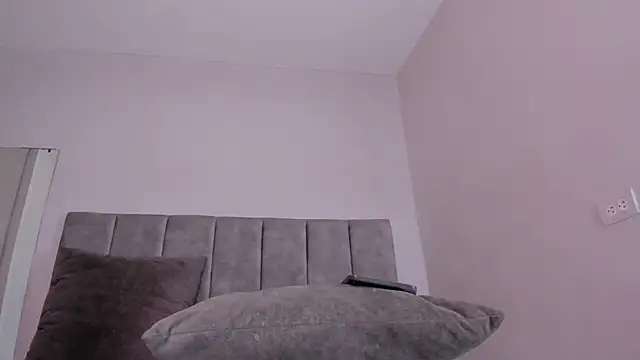 Snapshot of taylor_suxx chatting on October 31, 2025, 3:57 pm taylor suxx online show from October 31, 2025, 3:57 pm