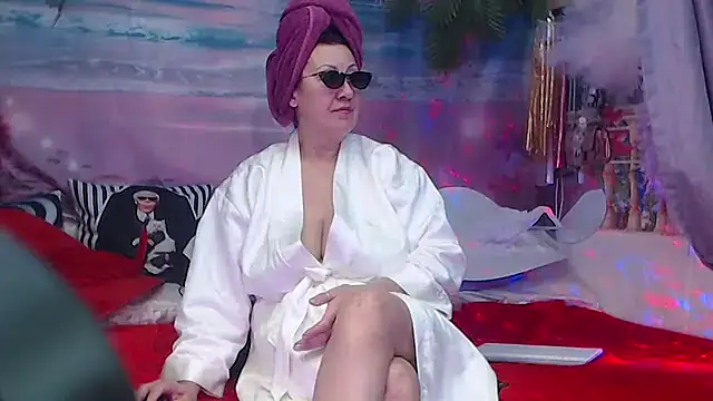 NightOrhideya online show from November 19, 2025, 1:55 pm