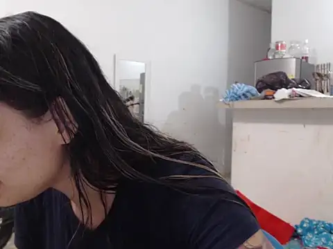 Snapshot of girl_tits chatting on March 22, 2025, 10:48 pm girl tits online show from March 22, 2025, 10:48 pm