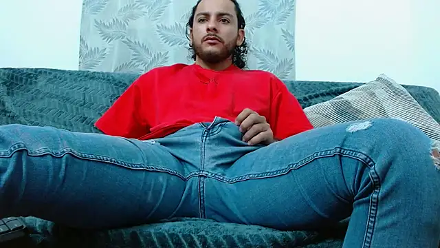 Snapshot of tuyo1995 chatting on September 24, 2025, 12:19 pm tuyo1995 online show from September 24, 2025, 12:19 pm