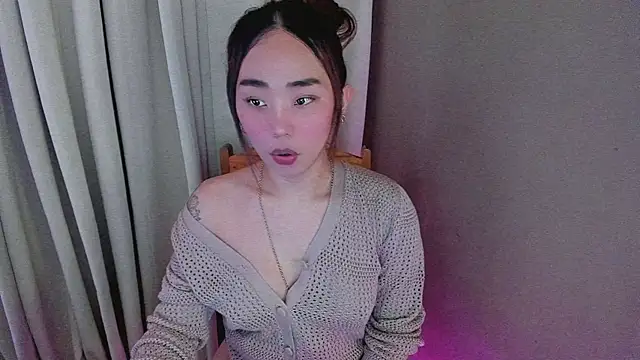 MissAyaCollins online show from November 11, 2025, 3:06 am