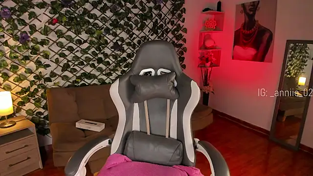 annie barozzi online show from January 4, 2025, 4:32 pm