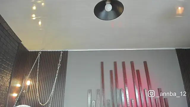 annie barozzi online show from September 20, 2025, 1:23 pm