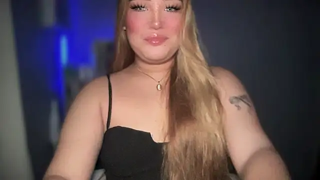 MissCataleyaxxx online show from September 19, 2025, 12:23 am