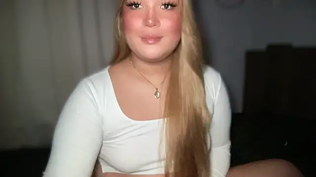 MissCataleyaxxx online show from October 17, 2025, 1:42 am