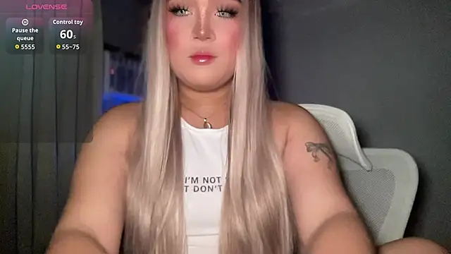 MissCataleyaxxx online show from April 24, 2026, 10:34 pm