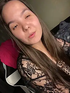 Var Kiss online show from September 28, 2025, 1:49 pm