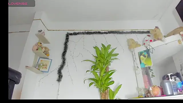 khalyn jenner online show from October 4, 2025, 8:40 pm