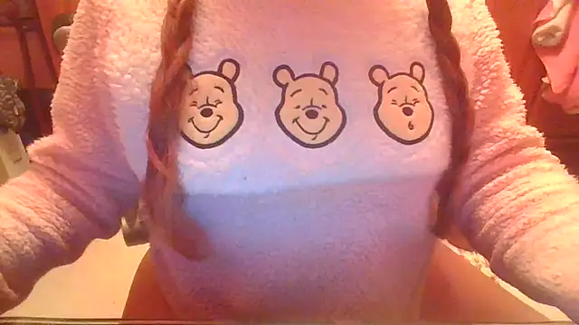 Sexymiss26 online show from December 3, 2024, 8:06 pm