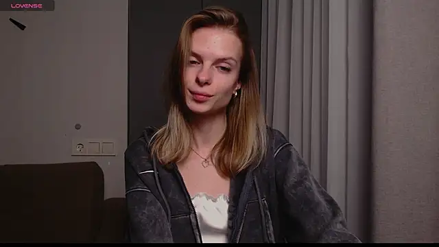 Snapshot of ly_lydia chatting on February 6, 2025, 3:06 am ly lydia online show from February 6, 2025, 3:06 am