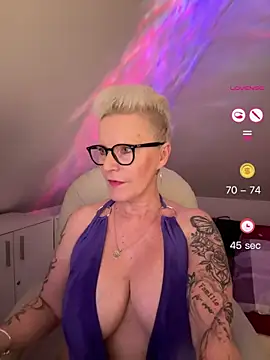Snapshot of German_Milf chatting on May 31, 2026, 6:09 pm German Milf online show from May 31, 2026, 6:09 pm