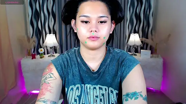 Ella Fantasiax online show from October 5, 2025, 8:07 pm