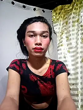 ToKeNa online show from December 22, 2024, 5:21 pm