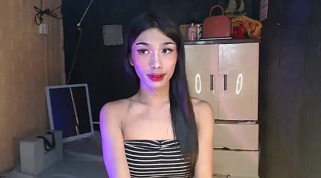 ToKeNa online show from February 7, 2025, 4:24 pm